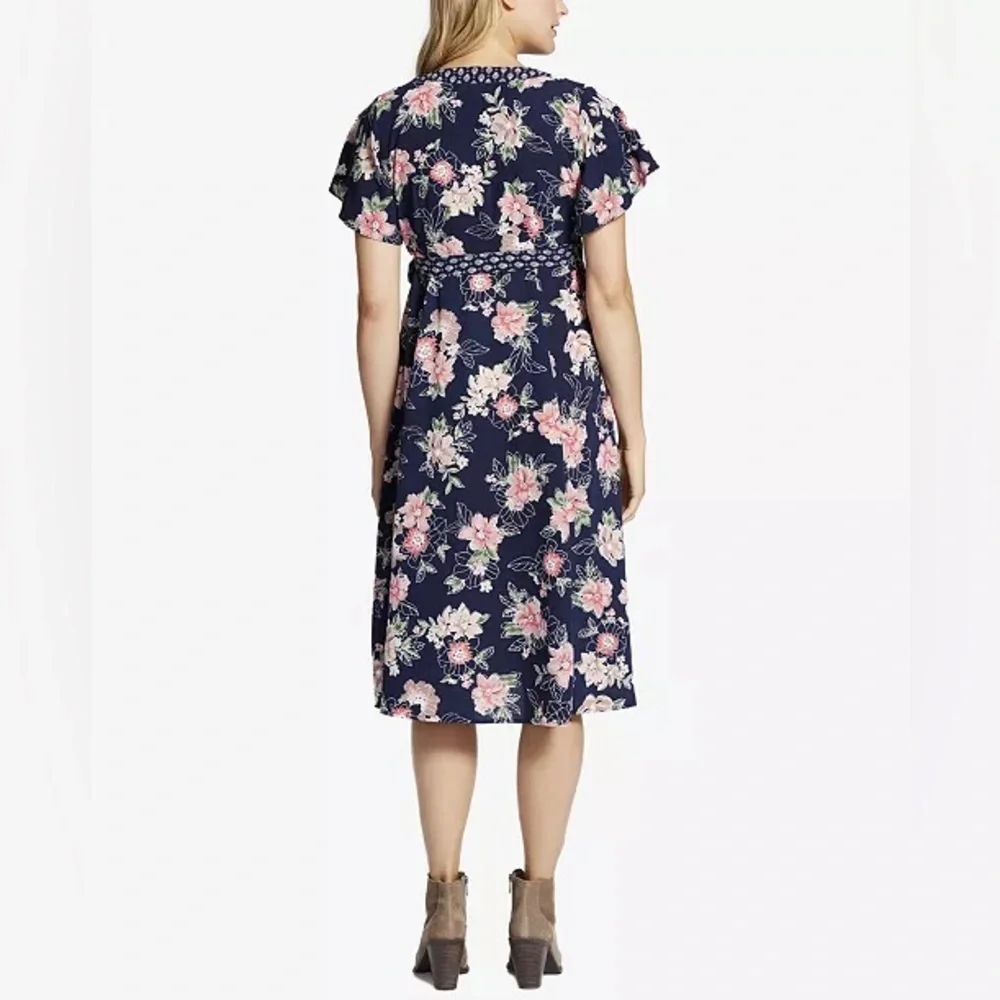 Jessica Simpson Maternity Navy Floral Wrap Maxi Dress – Medium - Picture 2 of 10